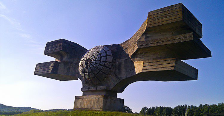 monumentos feos