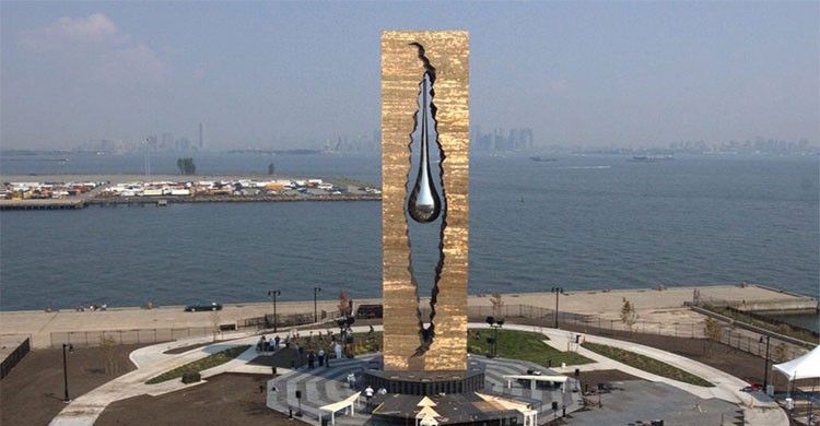 2. Monumento para la lucha contra el Terrorismo de Zurab Tsereteli