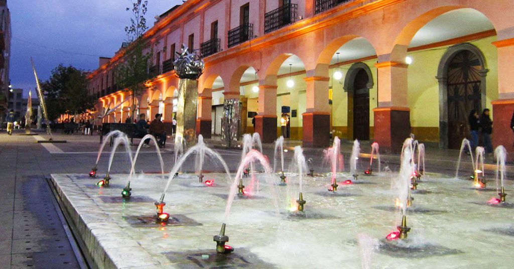 4.- Los Portales.