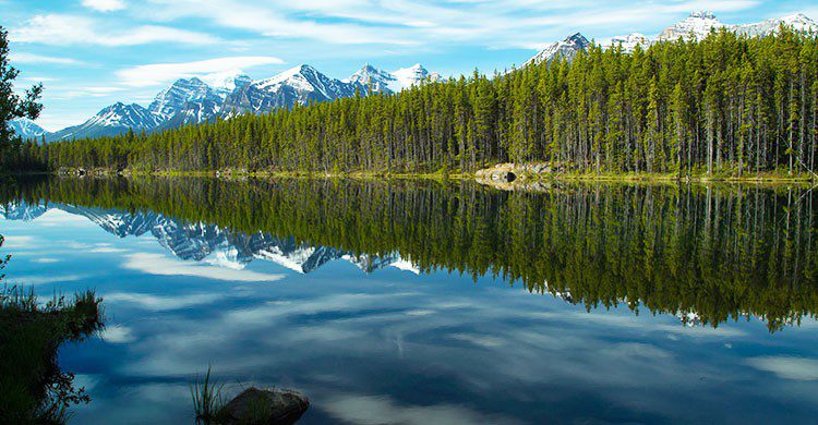 Lago en Canadá.