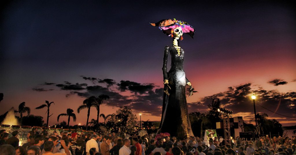 Sigue leyendo Destinos tradicionales para celebrar el mejor Día de Muertos