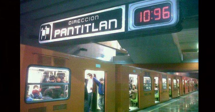 Cosas extrañas metro de la CDMX. 