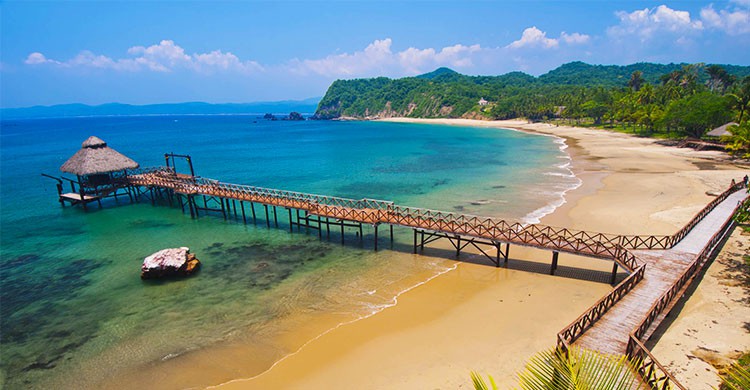 5.- Barra de Navidad, Jalisco