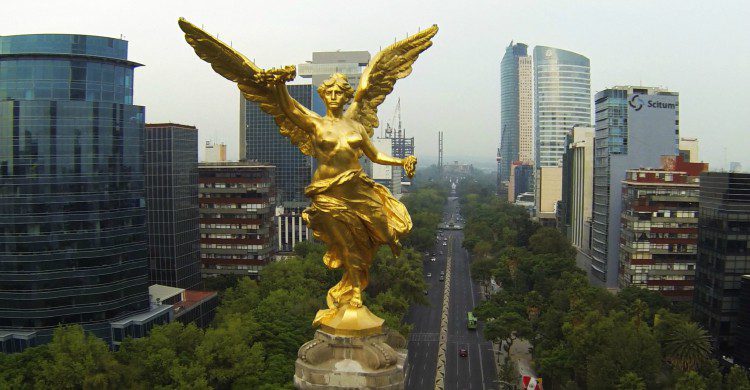 Ángel de la Independencia en el Paseo de la Reforma, Ciudad de México