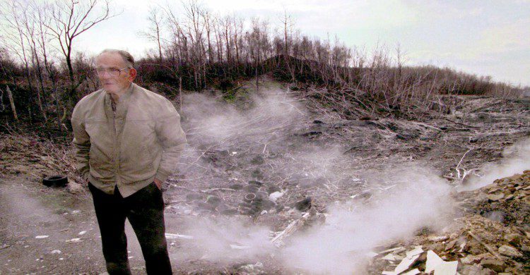 Centralia, Pennsylvania actualmente abandonada por las cenizas