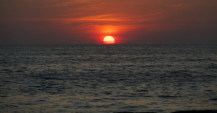 Atardecer en la playa.