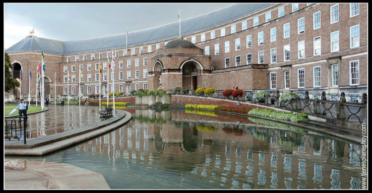 Postal de Bristol, Inglaterra en 2018 de día
