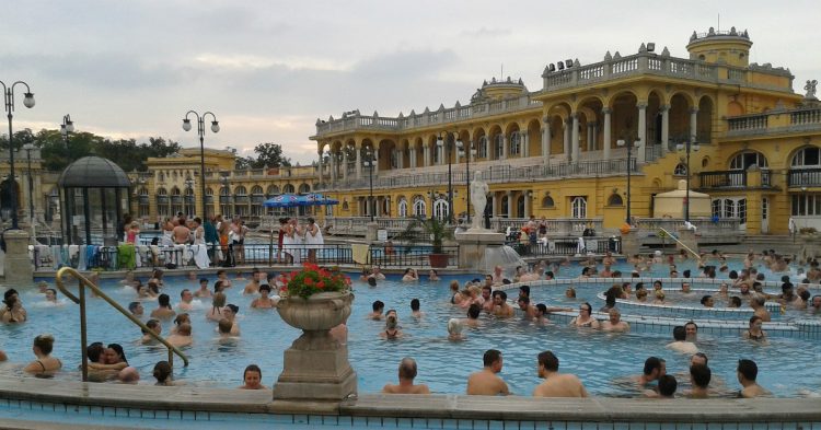 Baños Szchenyi