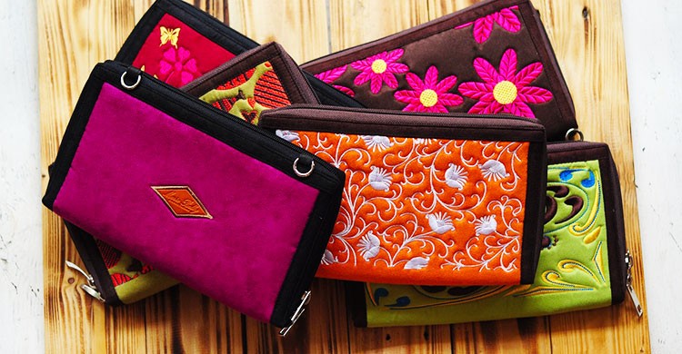 7. Billetera o bolsa.