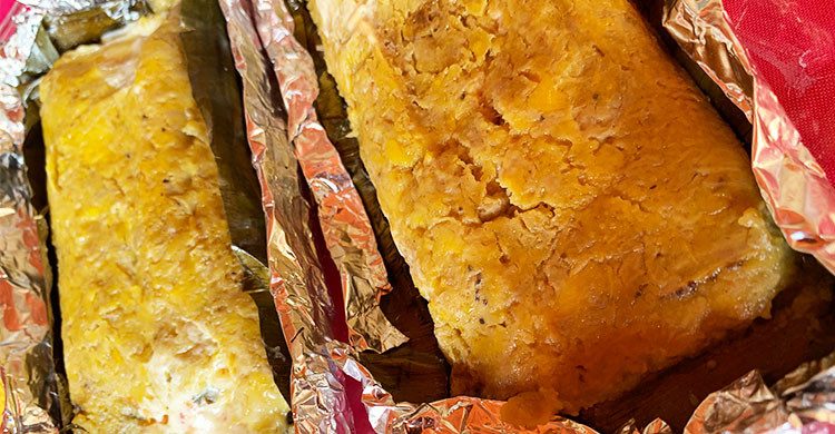 tamal-de-camarones