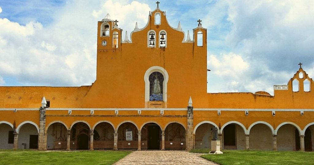 Izamal, un lugar colorido en Yucatán que necesitas recorrer