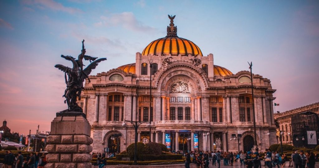 Sigue leyendo Rincones divertidos de la CDMX para salir con tus amigos