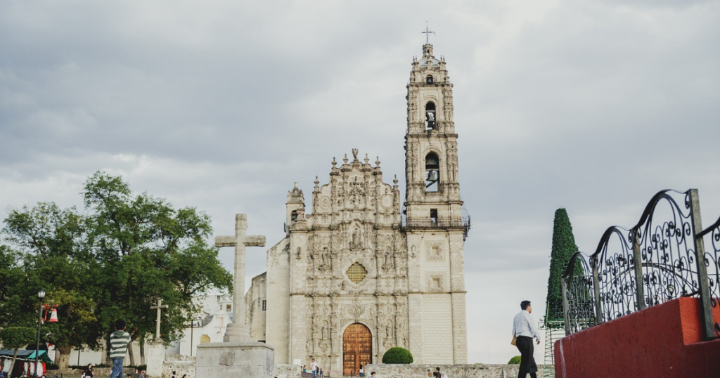 Sigue leyendo Pueblos mágicos que puedes visitar con poco dinero